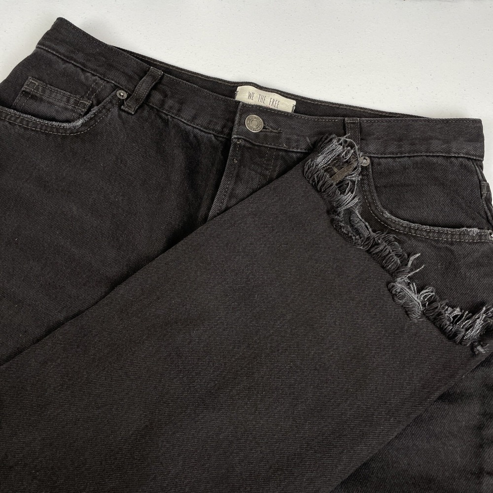 Free People Jeans Women's Size 29 Black Distressed Raw Hem‎ Cotton Comfort